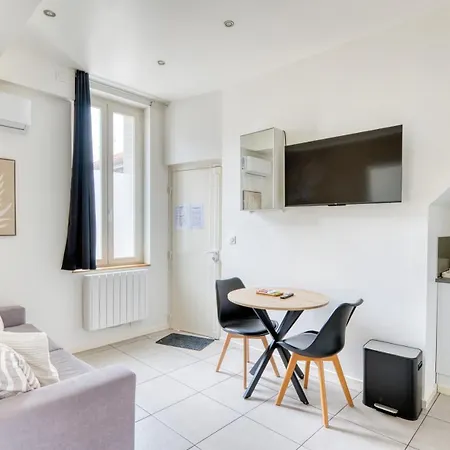 Appartement T2 Moderne Cosy Et Climatise A Proximite Du Centre Ville De Lyon Villeurbanne Exterior photo